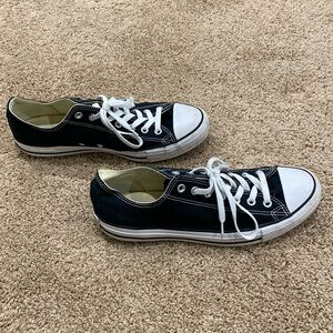 Men’s Converse All Star shoes size 10.5
